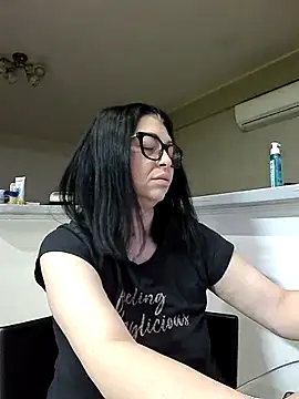 Milf Abigail online show from March 3, 3:12 am