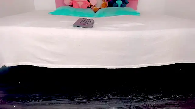  Riannagarcia  online show from March 23, 7:09 pm