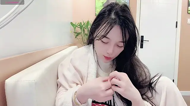 AKiKi711 online show from February 12, 3:03 pm