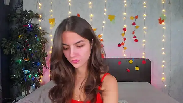 Milana Crystal  online show from November 29, 8:18 am