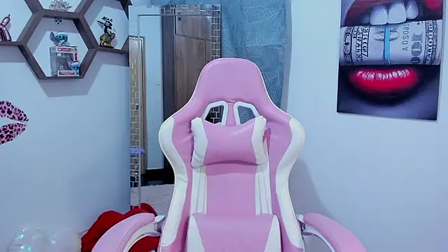 SharonSander online show from March 14, 1:28 am