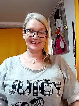 irinamaux online show from March 11, 12:42 pm