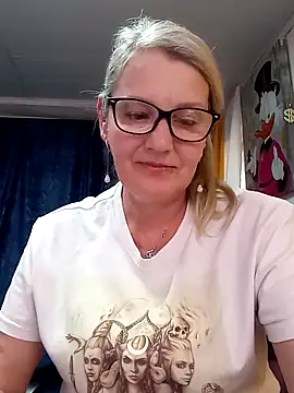 irinamaux online show from April 1, 1:41 pm