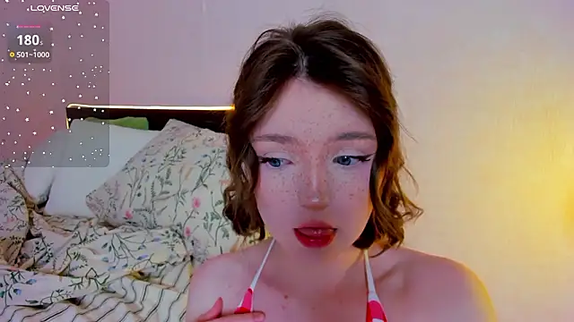 lexxxxxxi online show from February 25, 6:17 pm