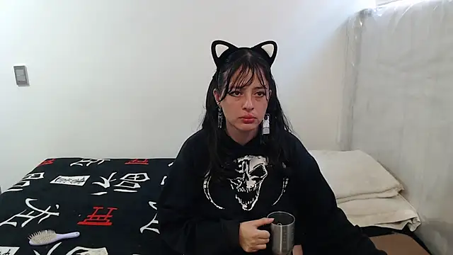 Kittyhofmann online show from March 19, 8:46 pm