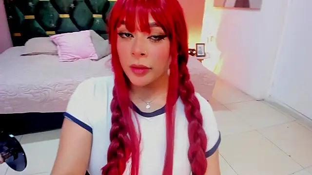 Red lady online show from June 6, 3:57 am