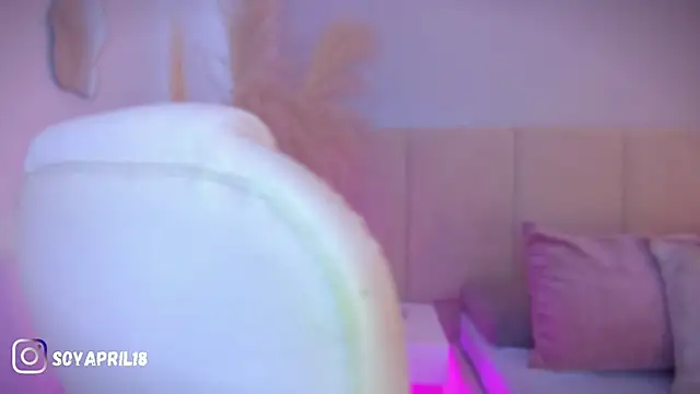 aprilebony  online show from April 6, 10:38 am