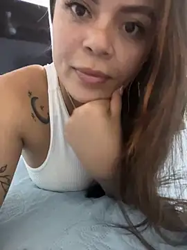 Snapshot of Chloe__and__Ivana__xxx chatting on October 12, 12:35 am Chloe  and  Ivana  xxx online show from October 12, 12:35 am