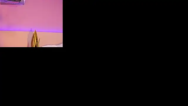 Snapshot of Miss_Ambeer chatting on September 22, 10:46 am Miss Ambeer online show from September 22, 10:46 am