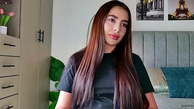 caralella online show from February 20, 8:09 pm