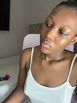 kellya  online show from March 21, 11:32 pm