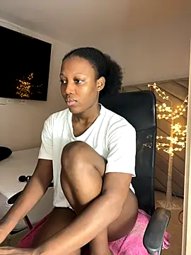 Snapshot of kellya_ chatting on October 24, 11:56 pm kellya  online show from October 24, 11:56 pm