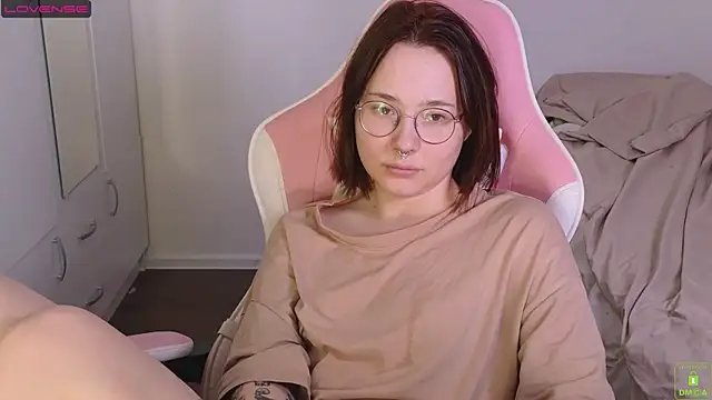 Airyhill online show from November 18, 5:58 pm