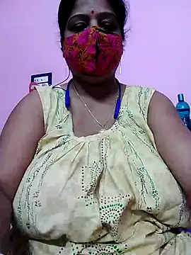 Snapshot of Kayra_34 chatting on October 20, 10:51 am Kayra 34 online show from October 20, 10:51 am