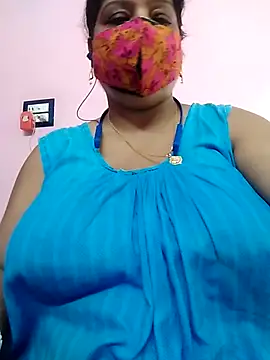 Snapshot of Kayra_34 chatting on October 8, 5:23 am Kayra 34 online show from October 8, 5:23 am