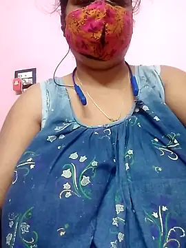 Snapshot of Kayra_34 chatting on October 19, 6:48 am Kayra 34 online show from October 19, 6:48 am