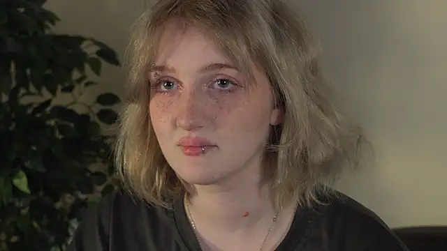 ELLIEJAY online show from March 26, 5:31 am