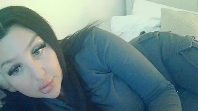 magical mia online show from October 26, 4:35 pm