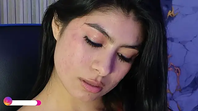 LissaWiild online show from April 18, 7:07 pm