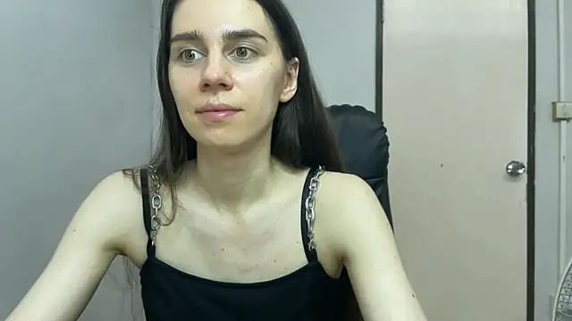 SassyJessi online show from April 16, 4:35 am