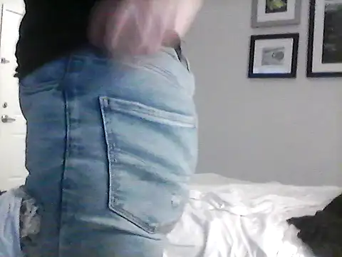 MickeysMallory9787 online show from February 3, 12:32 am