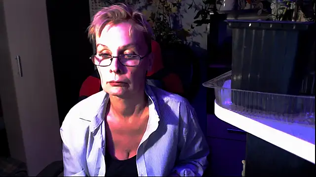 HelgaHimmell online show from June 15, 8:31 pm