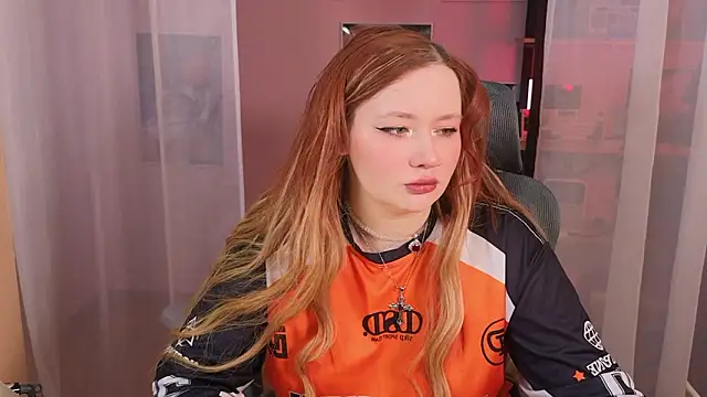 carolina elf online show from February 17, 5:18 am