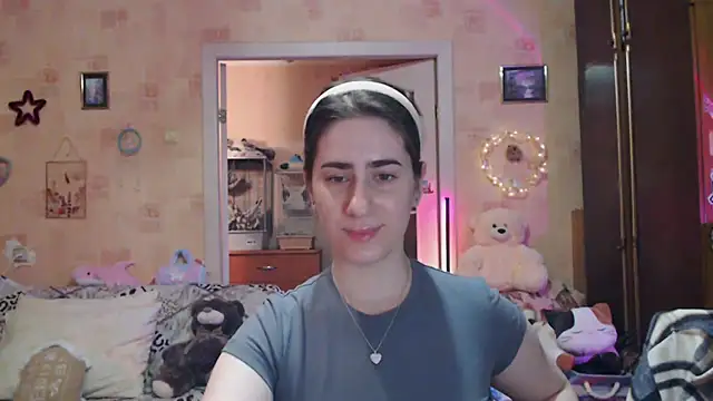 Snapshot of INELIKA chatting on September 10, 9:48 pm INELIKA online show from September 10, 9:48 pm