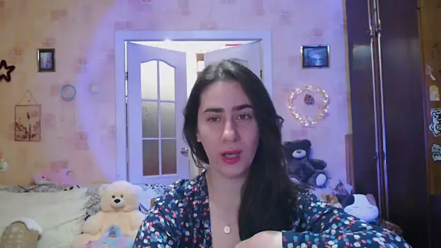 Snapshot of INELIKA chatting on September 17, 9:02 pm INELIKA online show from September 17, 9:02 pm