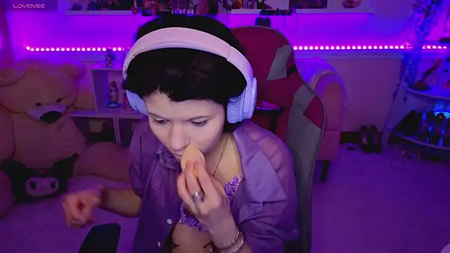 Katya Zaitseva online show from April 19, 12:27 pm