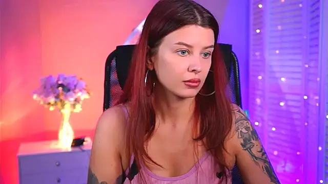 NicoleMun online show from March 28, 7:02 pm