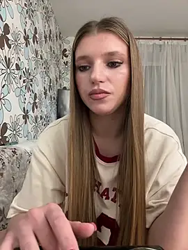 adel secret online show from February 10, 9:29 pm