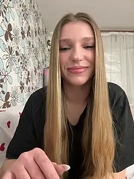 adel secret online show from March 13, 9:27 pm