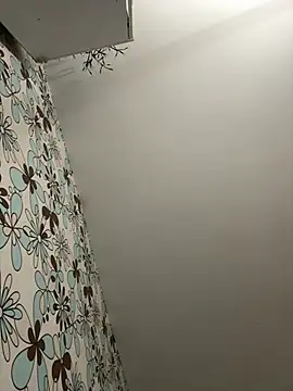 adel secret online show from February 17, 8:41 pm