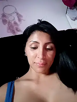 tiffani  love online show from October 8, 8:57 pm