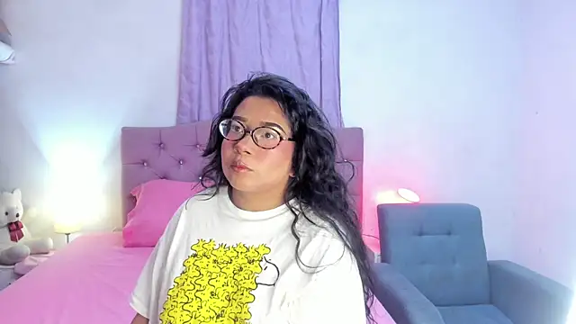 Latinabombsheell online show from July 14, 6:23 pm