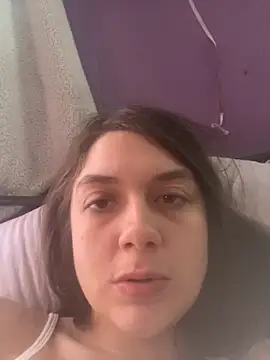 Snapshot of itzcheyduh chatting on October 12, 1:02 pm itzcheyduh online show from October 12, 1:02 pm