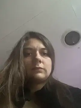 Snapshot of itzcheyduh chatting on October 14, 10:34 pm itzcheyduh online show from October 14, 10:34 pm