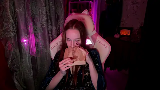 pearl princess  online show from November 23, 11:28 pm