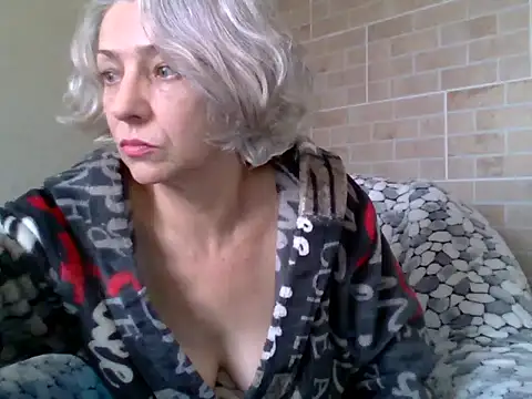 Lorie Carrie online show from November 2, 9:12 am