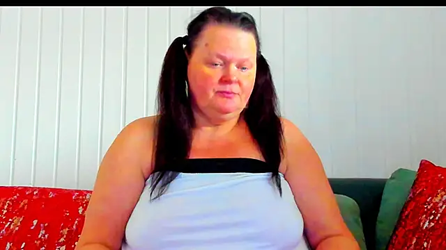 MilanaBiegert online show from January 13, 10:30 am