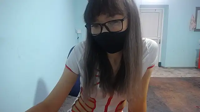 Snapshot of elllaaxx chatting on September 28, 5:58 am elllaaxx online show from September 28, 5:58 am