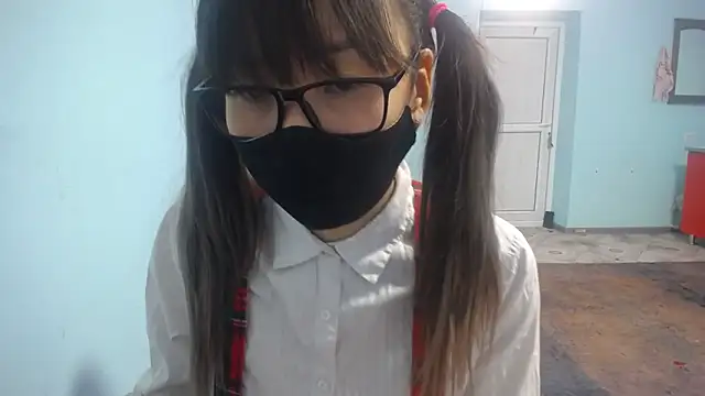 elllaaxx online show from October 23, 5:24 am