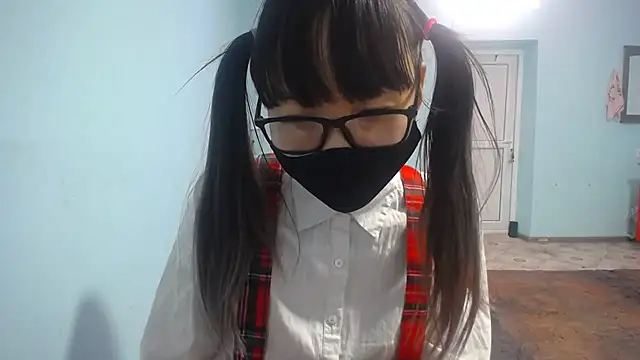 Snapshot of elllaaxx chatting on September 25, 5:28 am elllaaxx online show from September 25, 5:28 am