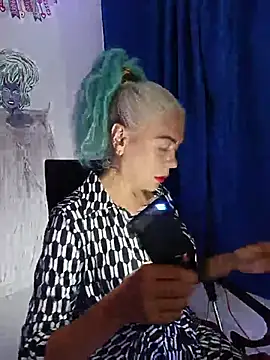 freyadevil333 online show from March 14, 8:48 am