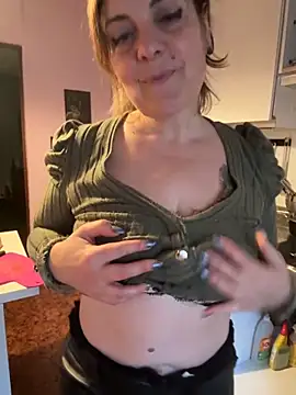 Sunbelxx online show from December 1, 8:51 am