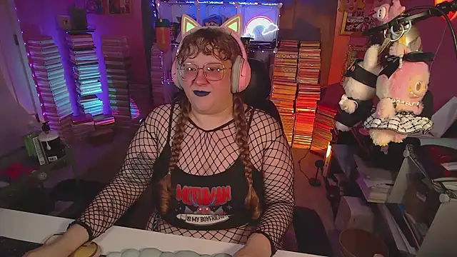 FatVeronica online show from July 3, 6:03 pm