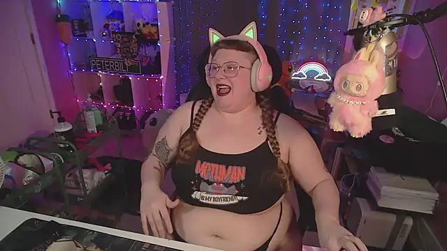 FatVeronica online show from March 22, 5:19 pm