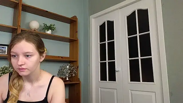 Ksuhesa online show from November 17, 1:17 am