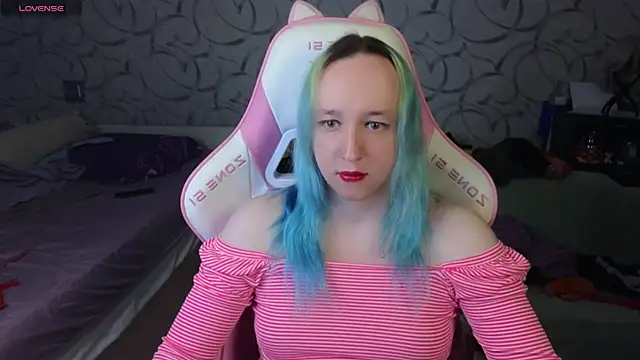 TheTrixy online show from April 13, 12:39 pm